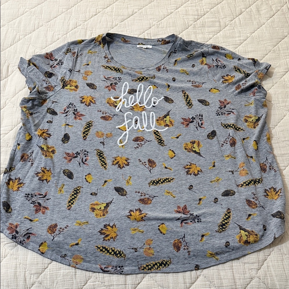 Maurices Gray 'Hello Fall' Leaf Print Tee